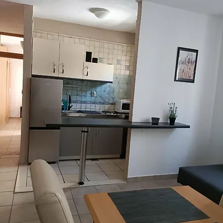 Agava Hotel apartamentowy Sutivan