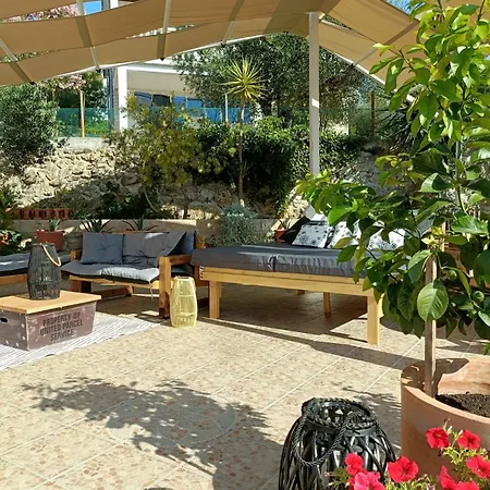 Agava Aparthotel 4*