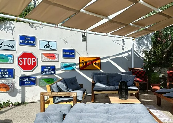 Agava Aparthotel 4*