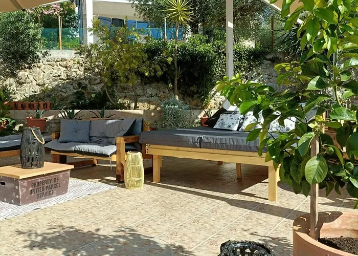 Agava Aparthotel 4*