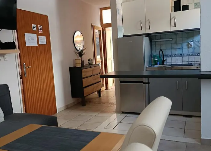 Aparthotel Agava Sutivan