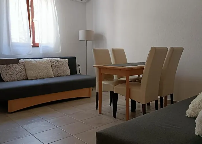Aparthotel Agava Sutivan